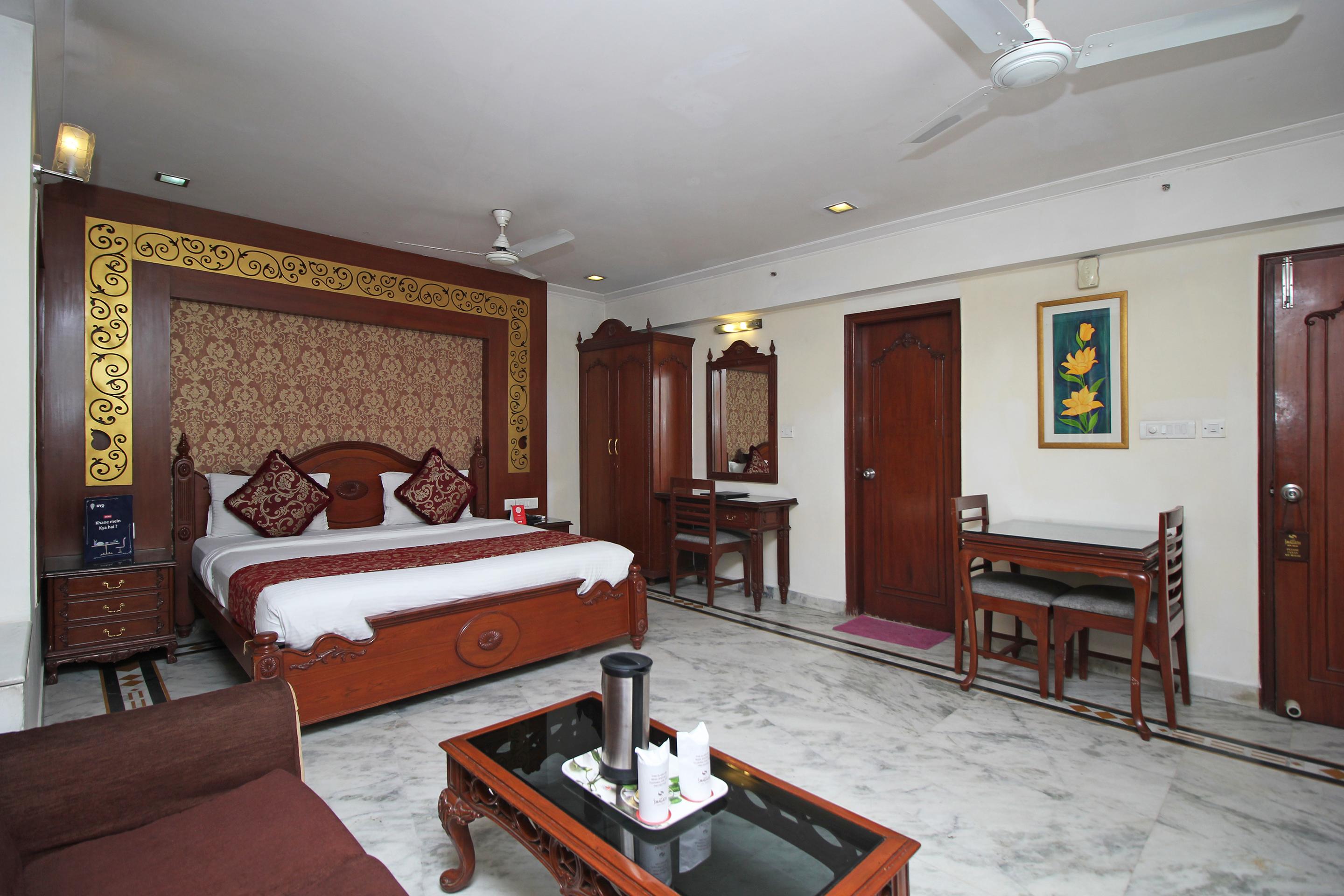 Oyo 5915 Hotel Swagath นิวเดลี ภายนอก รูปภาพ