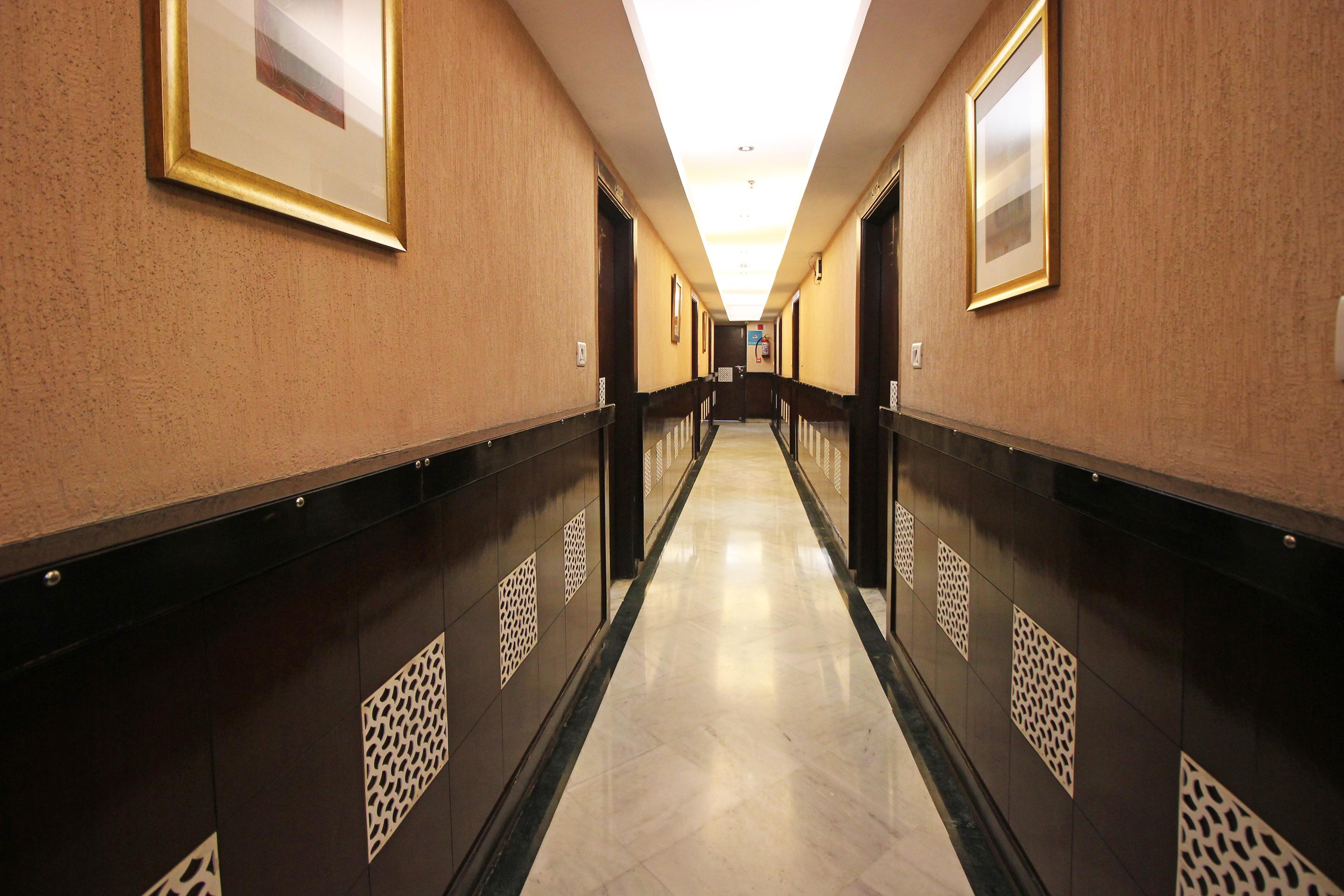 Oyo 5915 Hotel Swagath นิวเดลี ภายนอก รูปภาพ