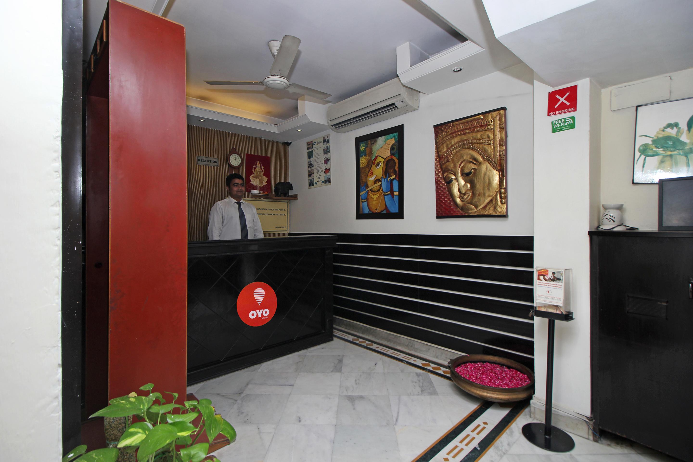 Oyo 5915 Hotel Swagath นิวเดลี ภายนอก รูปภาพ