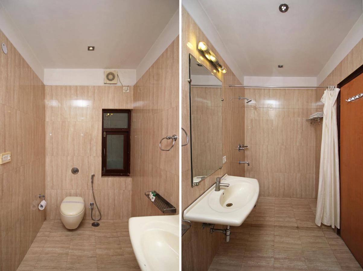 Oyo 5915 Hotel Swagath นิวเดลี ภายนอก รูปภาพ