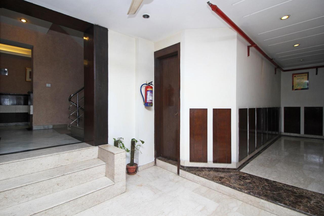 Oyo 5915 Hotel Swagath นิวเดลี ภายนอก รูปภาพ